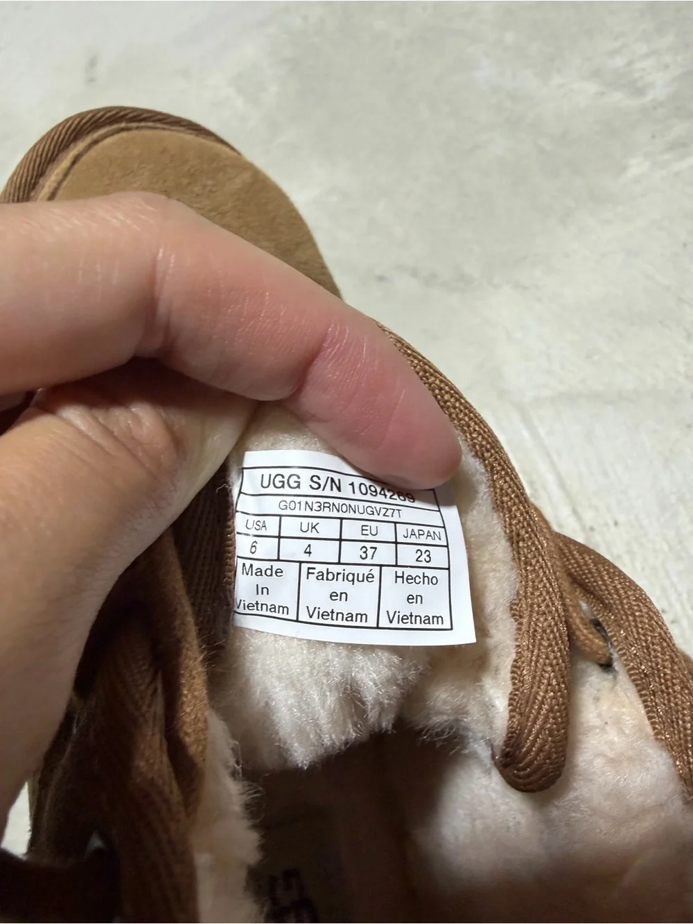 UGG neumel Boots Chestnut 6 fur lined